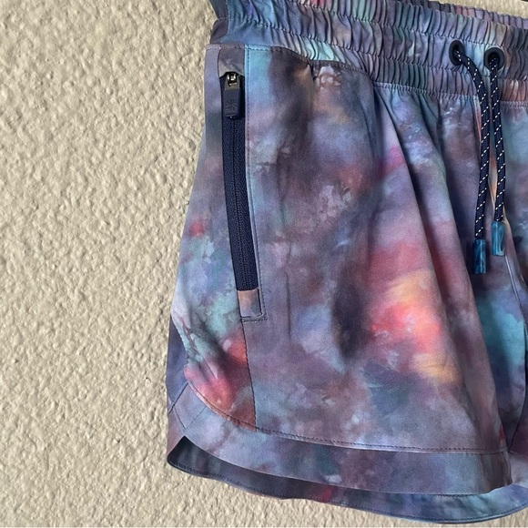 Athleta Girl All Play Shorts Girls L (12) Tie Dye Elastic Waistband Drawstring - Picture 5 of 13